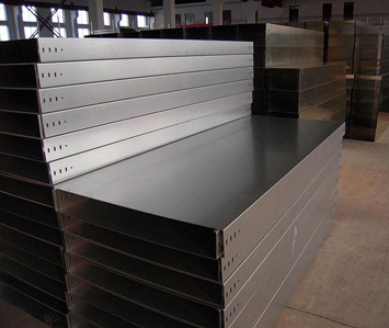 不锈钢托盘式桥架厂家